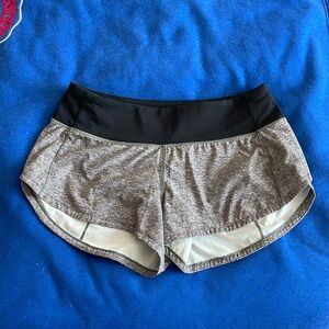 Lululemon Speed Up Low Rise 2.5 in Running Shorts